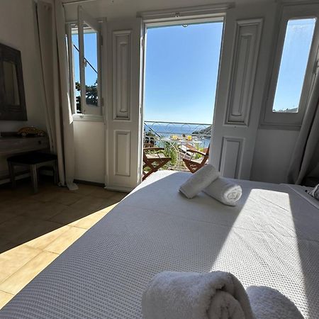 Niriides Hotel Apartments Symi Extérieur photo