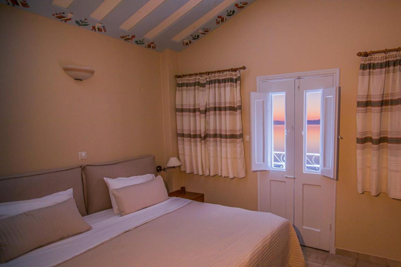 Niriides Hotel Apartments Symi Extérieur photo