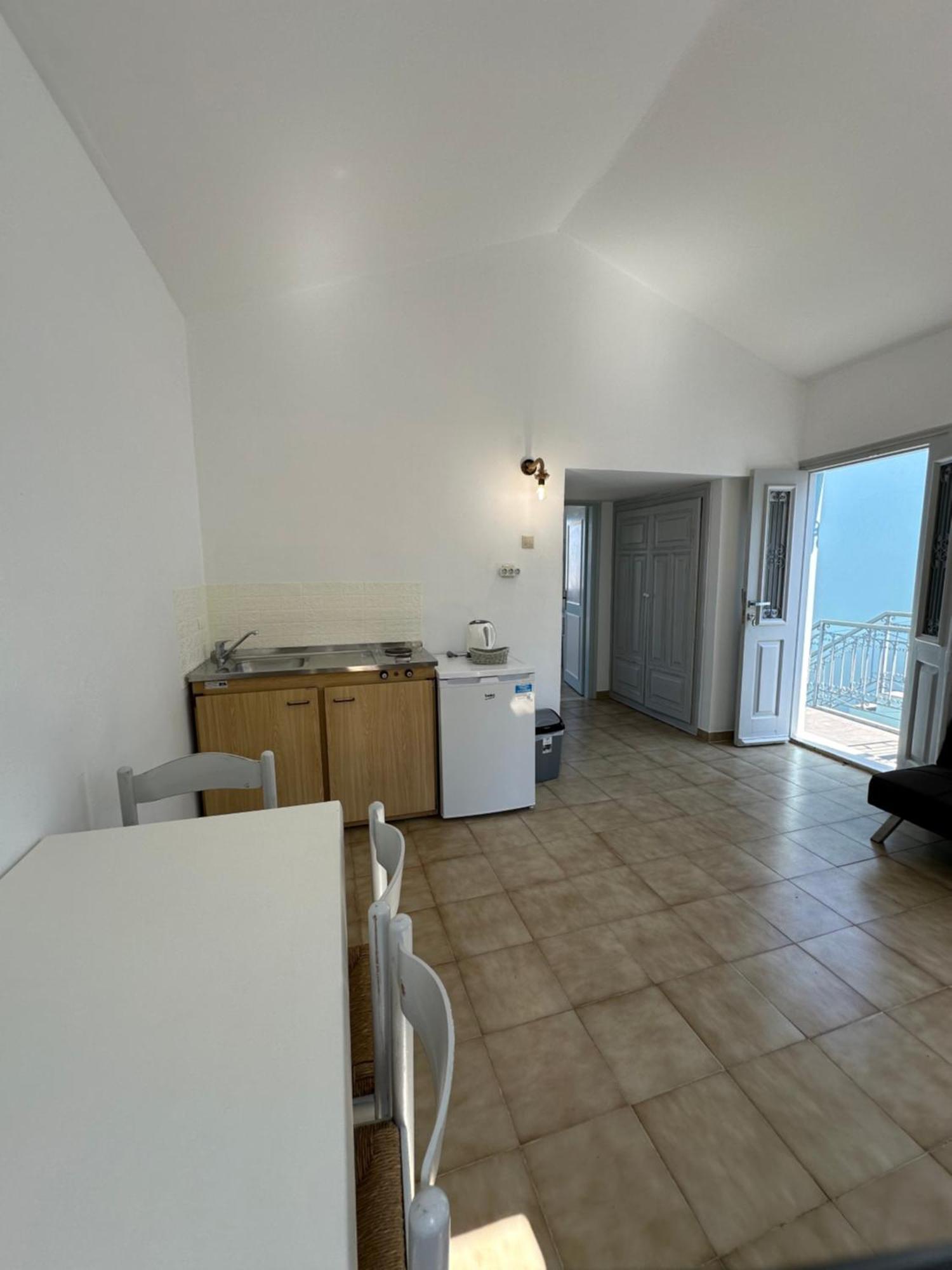 Niriides Hotel Apartments Symi Extérieur photo